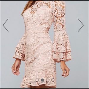 Bebe long sleeve lace cocktail dress